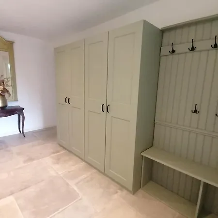 Entre 2 Mers - Charming Bed & Breakfast *